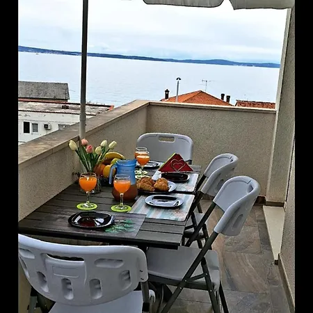 Apartments Dinko Podstrana Exterior photo